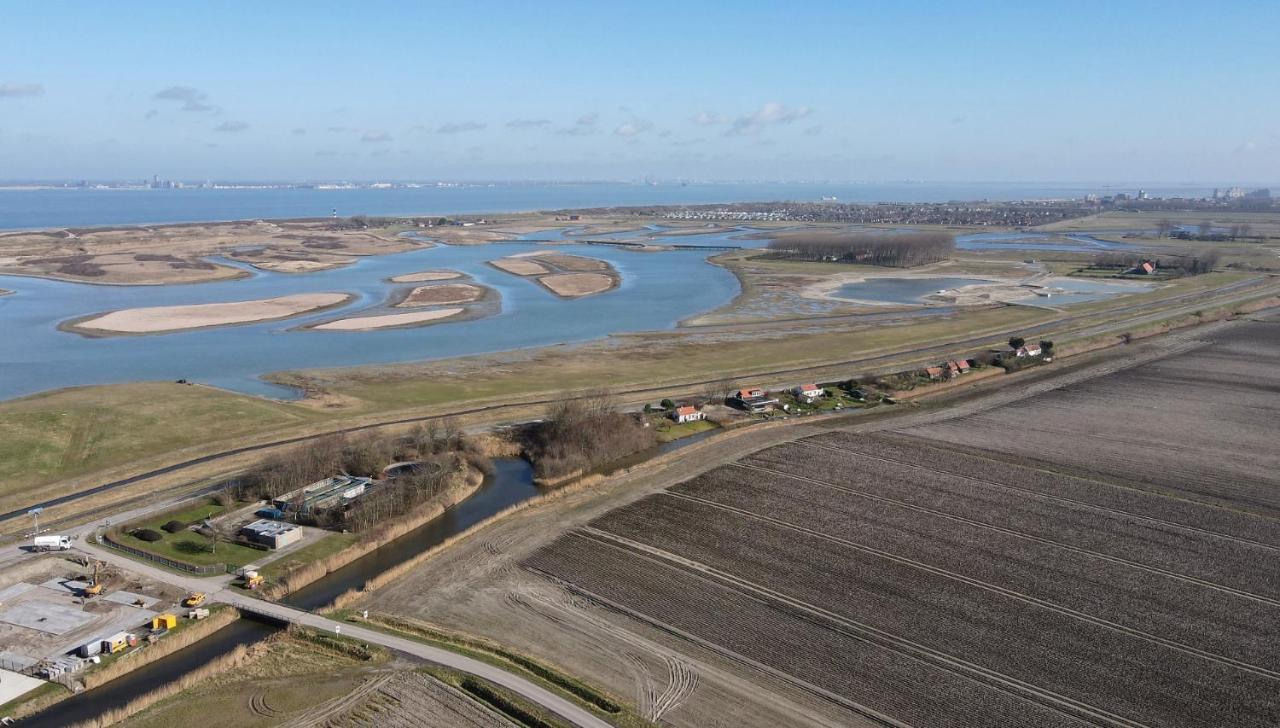 Iris'T; Dijkhuisje In De Polders Van Groede. Exterior foto